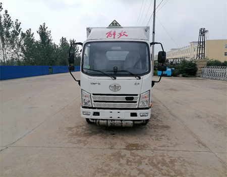 С�ͽ��Σ�U(xi��n)ƷΣ�U(xi��n)�U���ʽ�\(y��n)ݔ܇