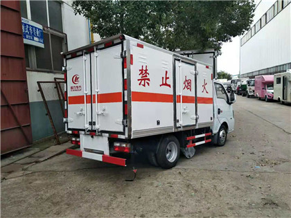 東風(fēng)途逸易燃?xì)怏w運輸車 (3).jpg